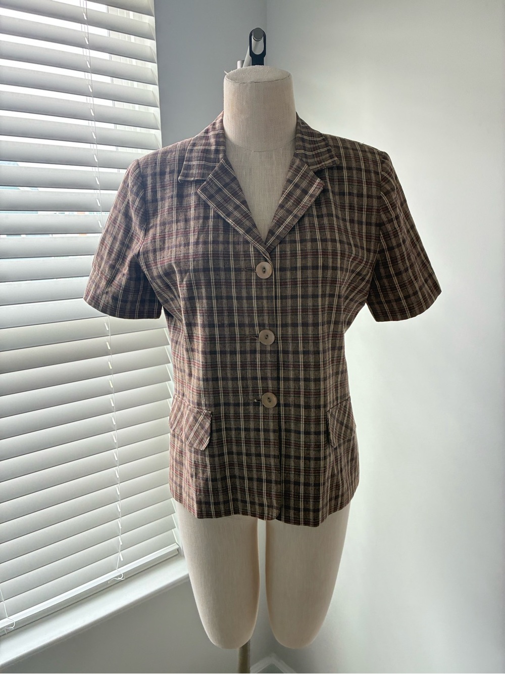 Tosca VTG Women's Plaid Linen-Blend Button Down Blazer Top